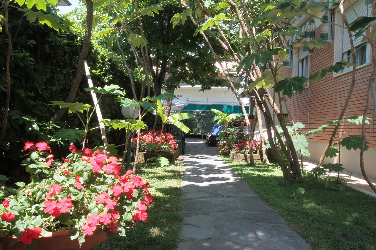 Hotel Vera Marina di Massa Luaran gambar
