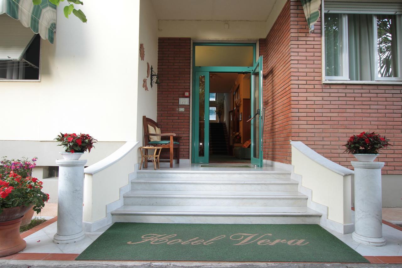 Hotel Vera Marina di Massa Luaran gambar
